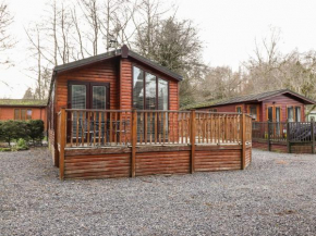 Pine Tree Lodge